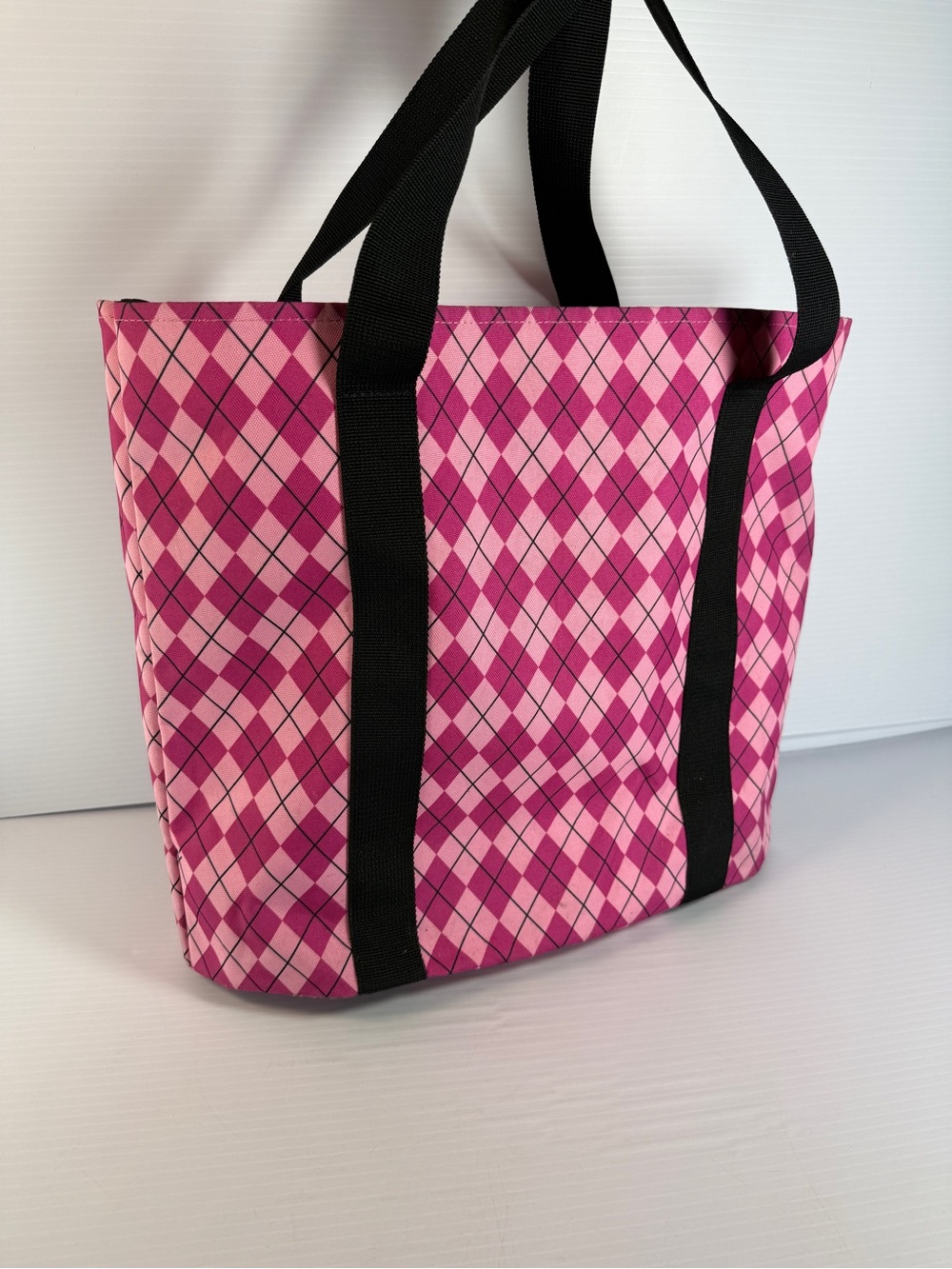 Dickies Pink Argyle Pattern Tote with Black Straps - Picture 6 of 9